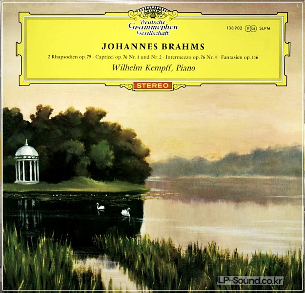 BRAHMS RHAPSODIES - CAPRICES / WILHELM KEMPFF  DGG 138 902