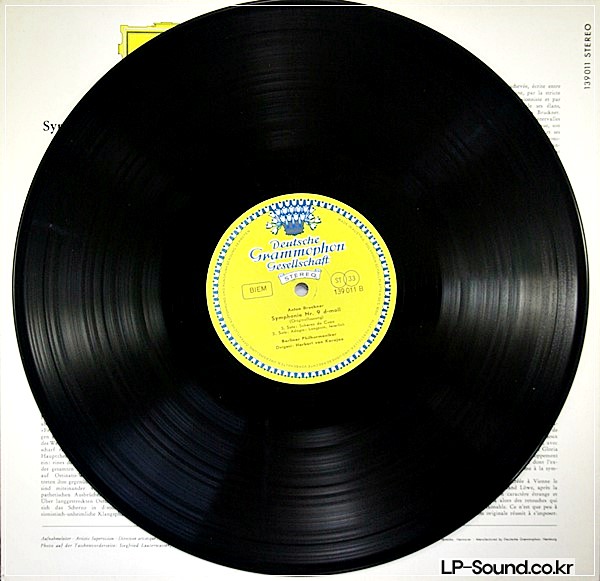 BRUCKNER SYMPHONIE NR 9 D-MOLL 139 011  HERBERT VON KARAJAN  139 011