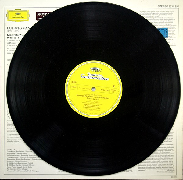 BEETHOVEN - VIOLIN CONCERTO MUTTER / KARAJAN BPO DG 2531 250