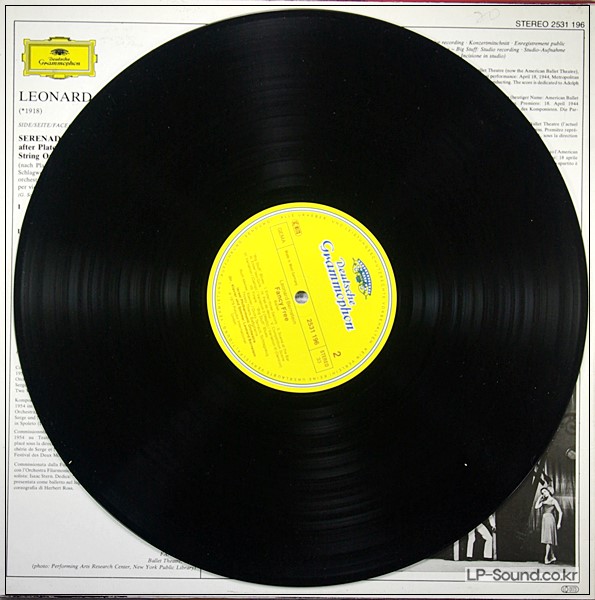 GIDON KREMER BERNSTEIN SERENADE/FANCY FREE DG STEREO 2531 196