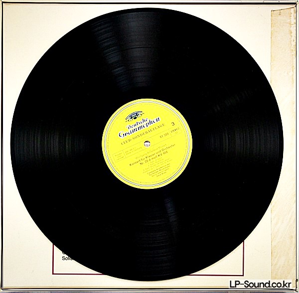 MOZART - THE PIANO CONCERTOS / ANDA / DGG 61 386   3 LP BOX