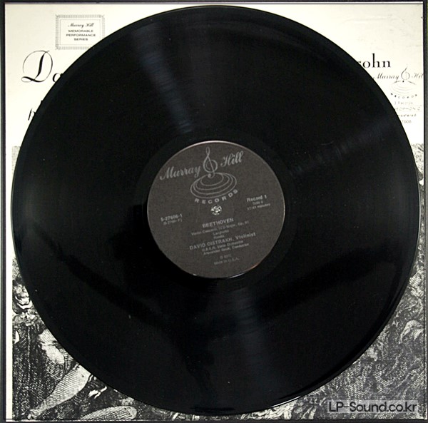 DAVID OISTRAKH PLAYS THE WORLD'S GREATEST VIOLIN CONCERTOS 3 LP BOX SET